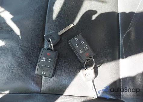 2018 Chevrolet Tahoe Lt z USA, uszkodzony, nr VIN 1GNSCBKCXJR163262